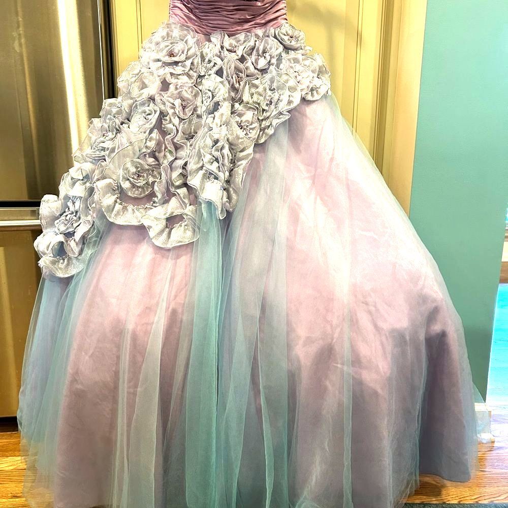 Jovani Lavender/Blue Ball Gown - Size 2 - NWT - Picture 13 of 14